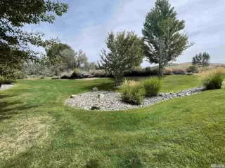 Photo #5: 240010979 Listing