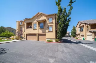 Photo #1: 240011109 Listing