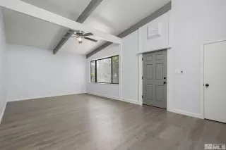 Photo #4: 240011142 Listing