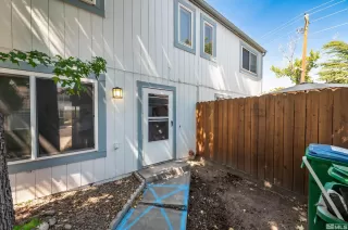 Photo #5: 240011180 Listing