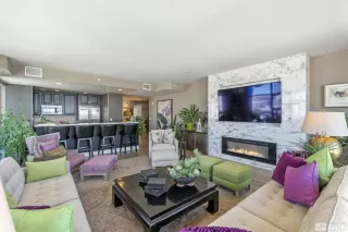 Photo #3: 240011185 Listing