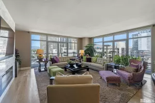Photo #4: 240011185 Listing