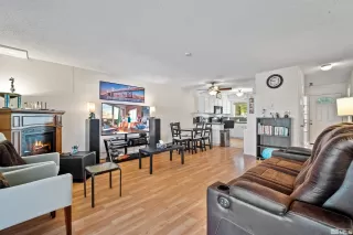 Photo #5: 240011318 Listing