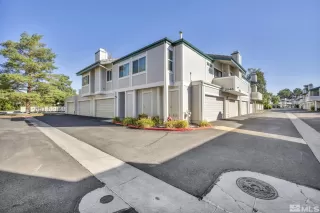 Photo #4: 240011324 Listing 