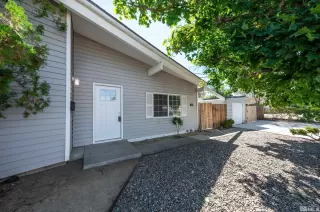 Photo #2: 240011331 Listing 