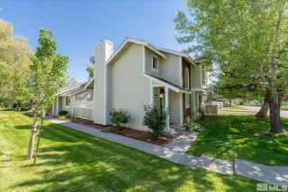 Photo #2: 240011445 Listing 