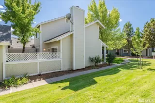 Photo #3: 240011445 Listing 