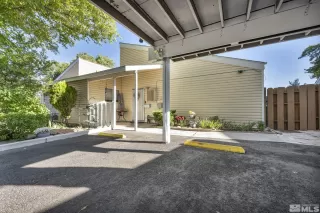 Photo #6: 240011747 Listing