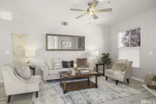 Photo #5: 240011777 Listing