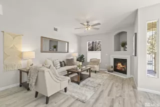 Photo #6: 240011777 Listing