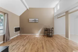 Photo #6: 240011821 Listing