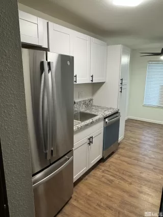 Photo #4: 240011839 Listing