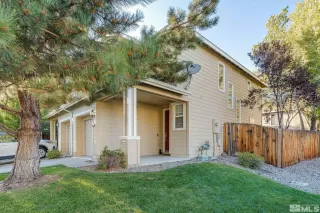 Photo #2: 240011881 Listing 