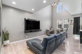 Photo #6: 240011881 Listing 