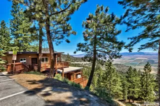 Photo #5: 240011959 Listing