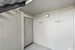 Photo #2: 240011984 Listing 