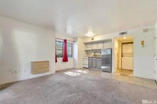 Photo #6: 240011984 Listing 