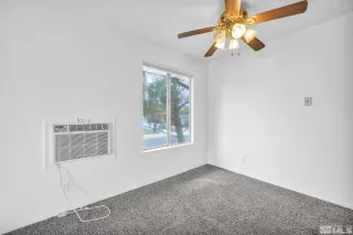 Photo #6: 240011995 Listing