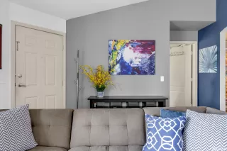 Photo #4: 240012047 Listing