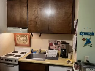 Photo #4: 240012323 Listing