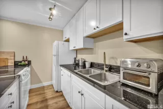 Photo #6: 240012438 Listing 