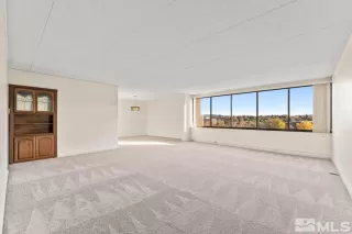 Photo #1: 240012457 Listing 