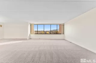 Photo #2: 240012457 Listing 