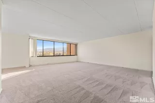 Photo #5: 240012457 Listing 