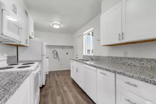 Photo #2: 240012487 Listing