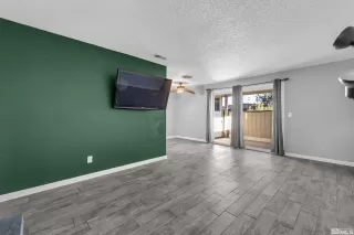 Photo #3: 240012545 Listing