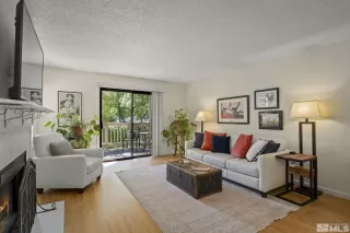 Photo #2: 240012568 Listing