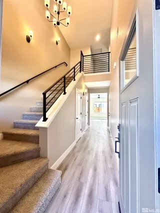 Photo #4: 240012611 Listing