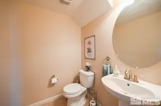 Photo #6: 240012690 Listing