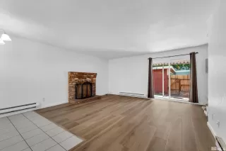 Photo #5: 240012745 Listing