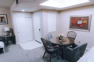 Photo #4: 240012889 Listing