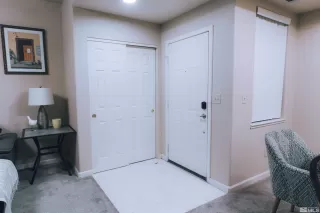 Photo #5: 240012889 Listing