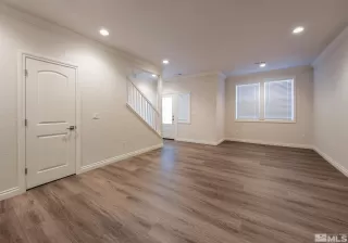 Photo #6: 240012928 Listing 