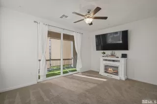 Photo #5: 240013111 Listing