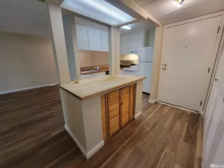 Photo #4: 240013315 Listing