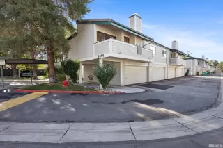 Photo #2: 240013397 Listing 