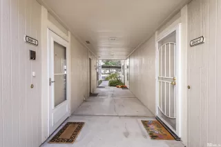 Photo #4: 240013397 Listing 