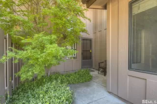 Photo #5: 240013398 Listing 