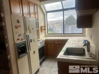 Photo #4: 240013401 Listing 