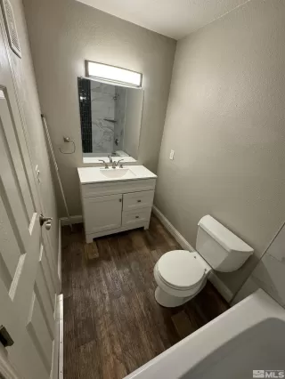 Photo #6: 240013411 Listing