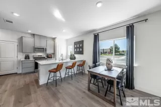 Photo #4: 240013499 Listing 