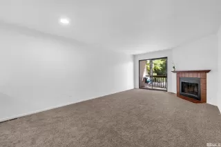 Photo #5: 240013526 Listing 