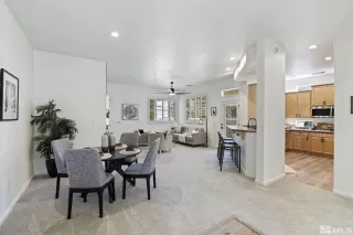 Photo #3: 240013548 Listing