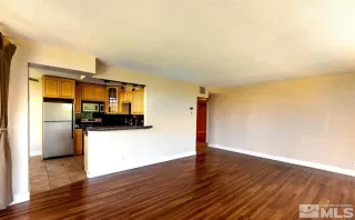 Photo #1: 240013562 Listing 