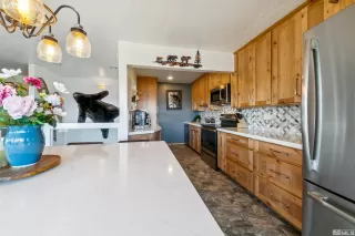 Photo #2: 240013579 Listing