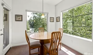 Photo #5: 240013596 Listing 